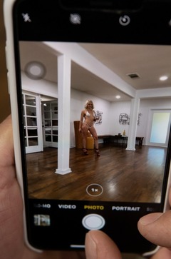 Zoe Sparx Gets Sperm On Her Pretty Face