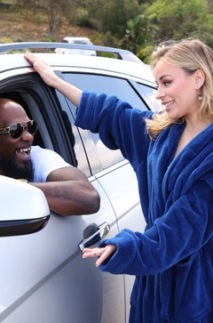 Anna Claire Clouds Loves Black Meat