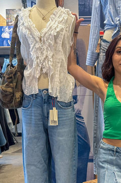 Fisting In A Car - Lulu