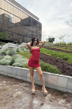 Upskirt In A Mall