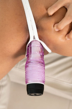 Big Sex Toy Inside Oopeve